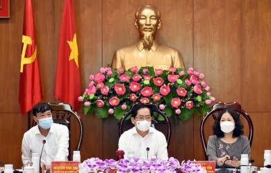 Giãn cách xã hội là cần thiết để khống chế dịch