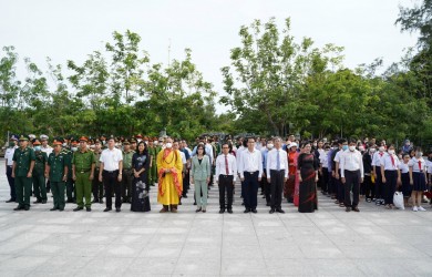 Lễ cúng, viếng các anh hùng liệt sỹ nhân kỷ niệm 75 năm ngày Thương binh - Liệt sỹ (27/7/1947-27/7/2022)