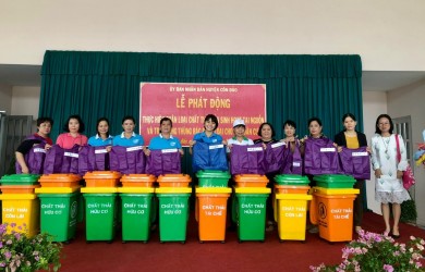 CÔN ĐẢO PHÁT ĐỘNG THỰC HIỆN PHÂN LOẠI CHẤT THẢI RẮN SINH HOẠT TẠI NGUỒN