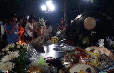 nghia trang hang Duong zing 15